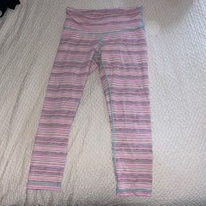 lululemon cropped leggings